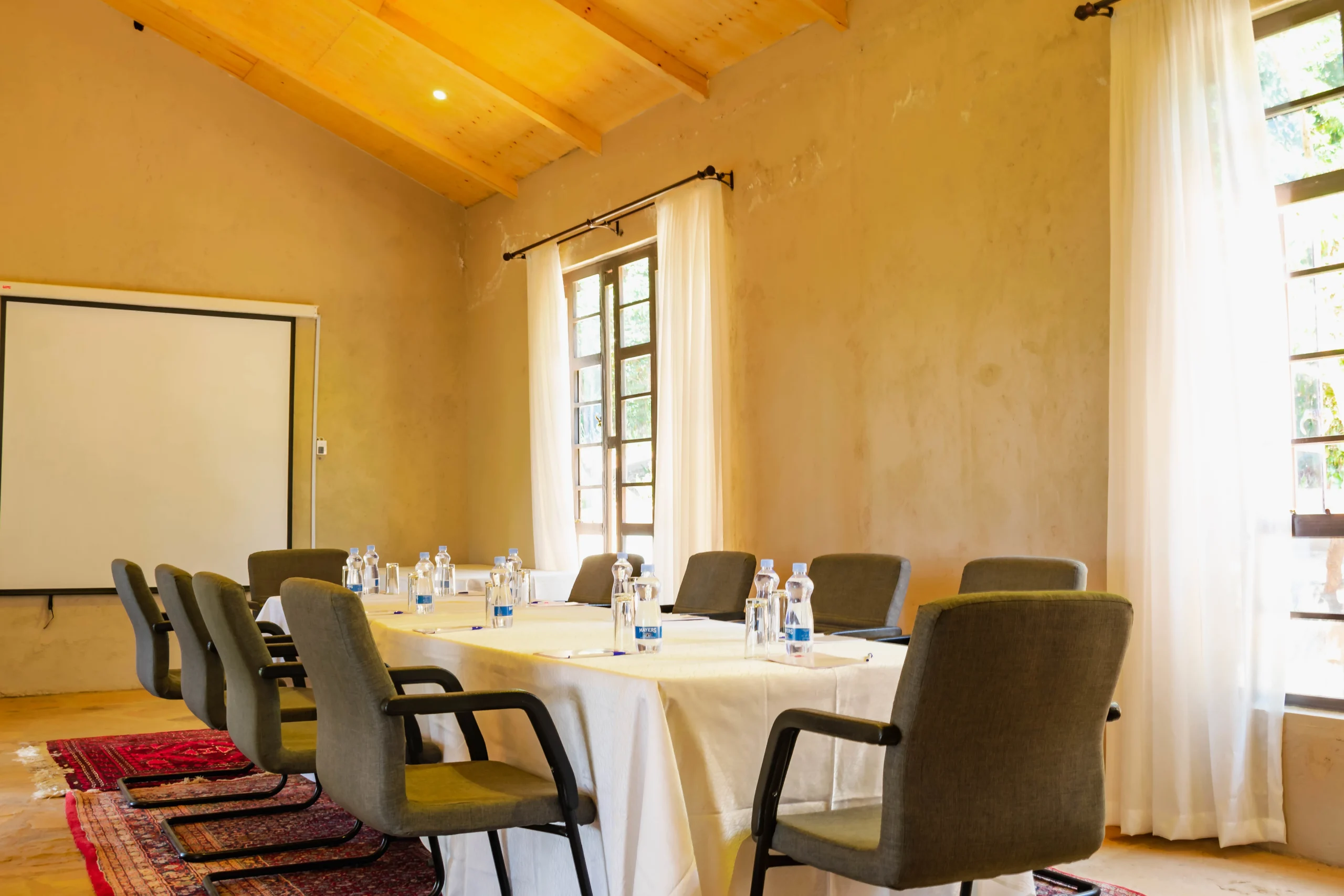 Mua Conference Room